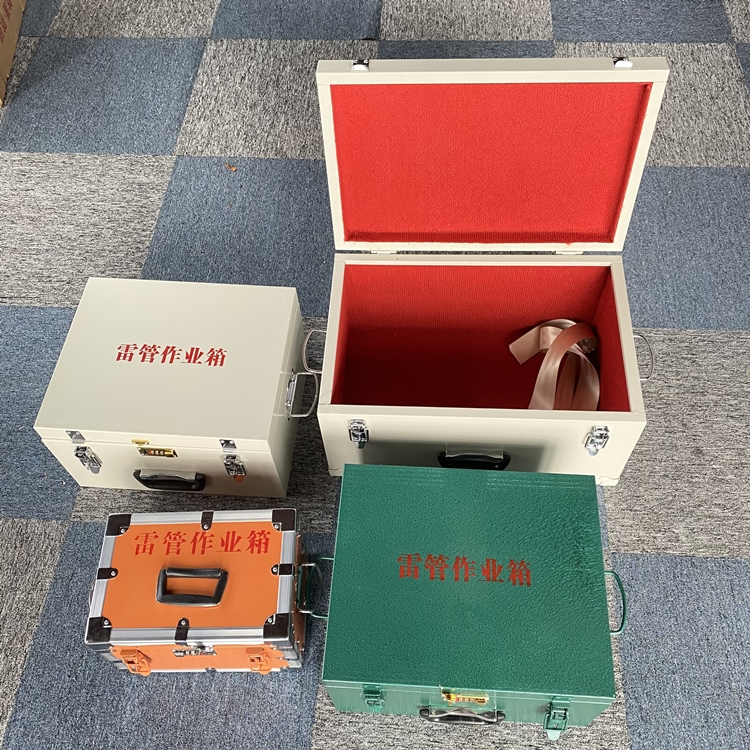 吴中爆破工程作业箱如何选择？玻璃钢与传统材质的全面对比